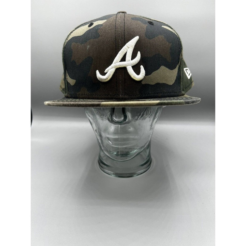 Atlanta Braves Camouflage Fitted Hat Size 8 New Era 59Fifty Hat